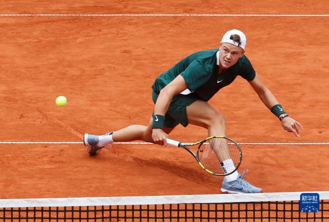 尽管过去的 尽管过去的